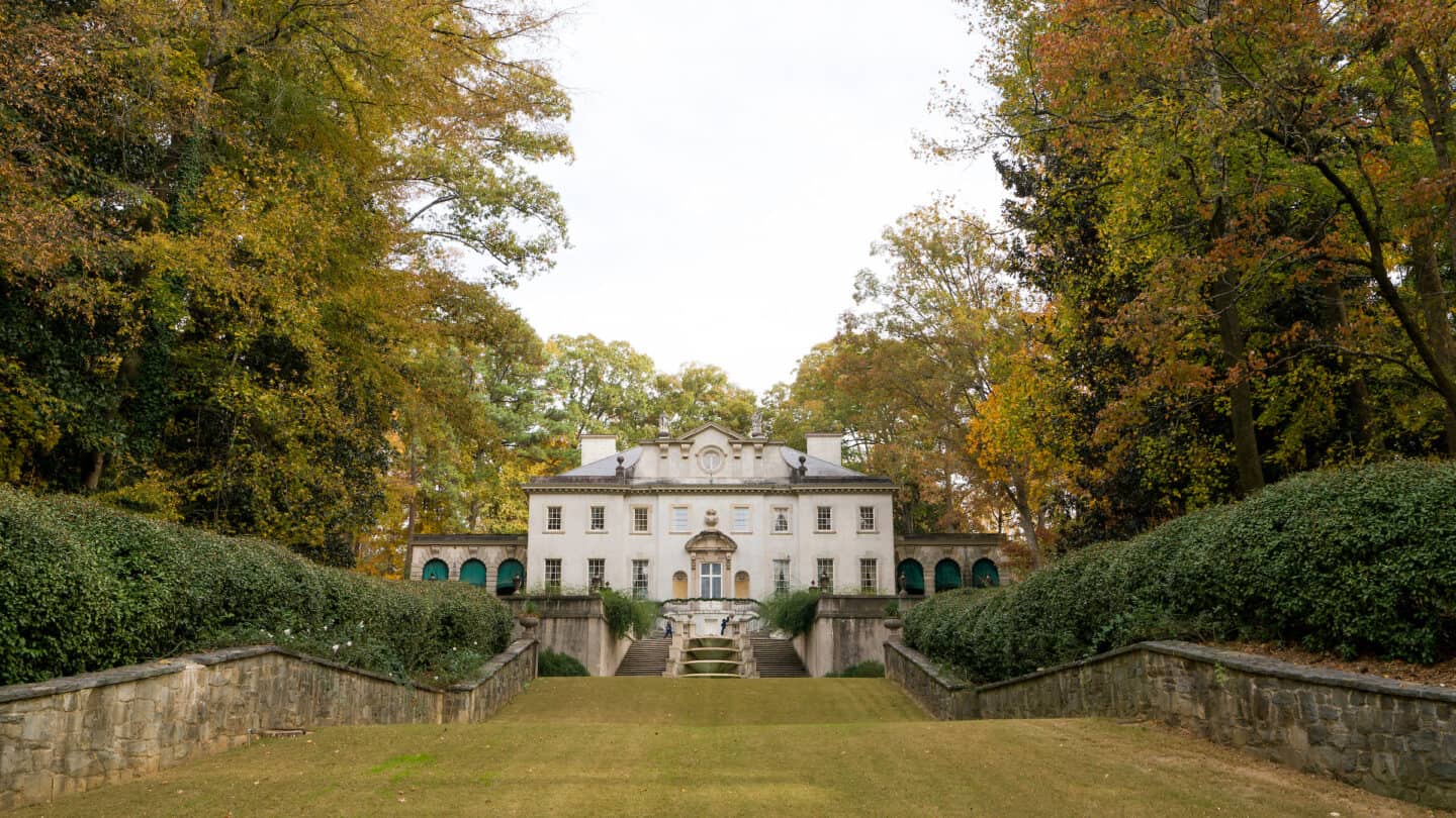 Swan House